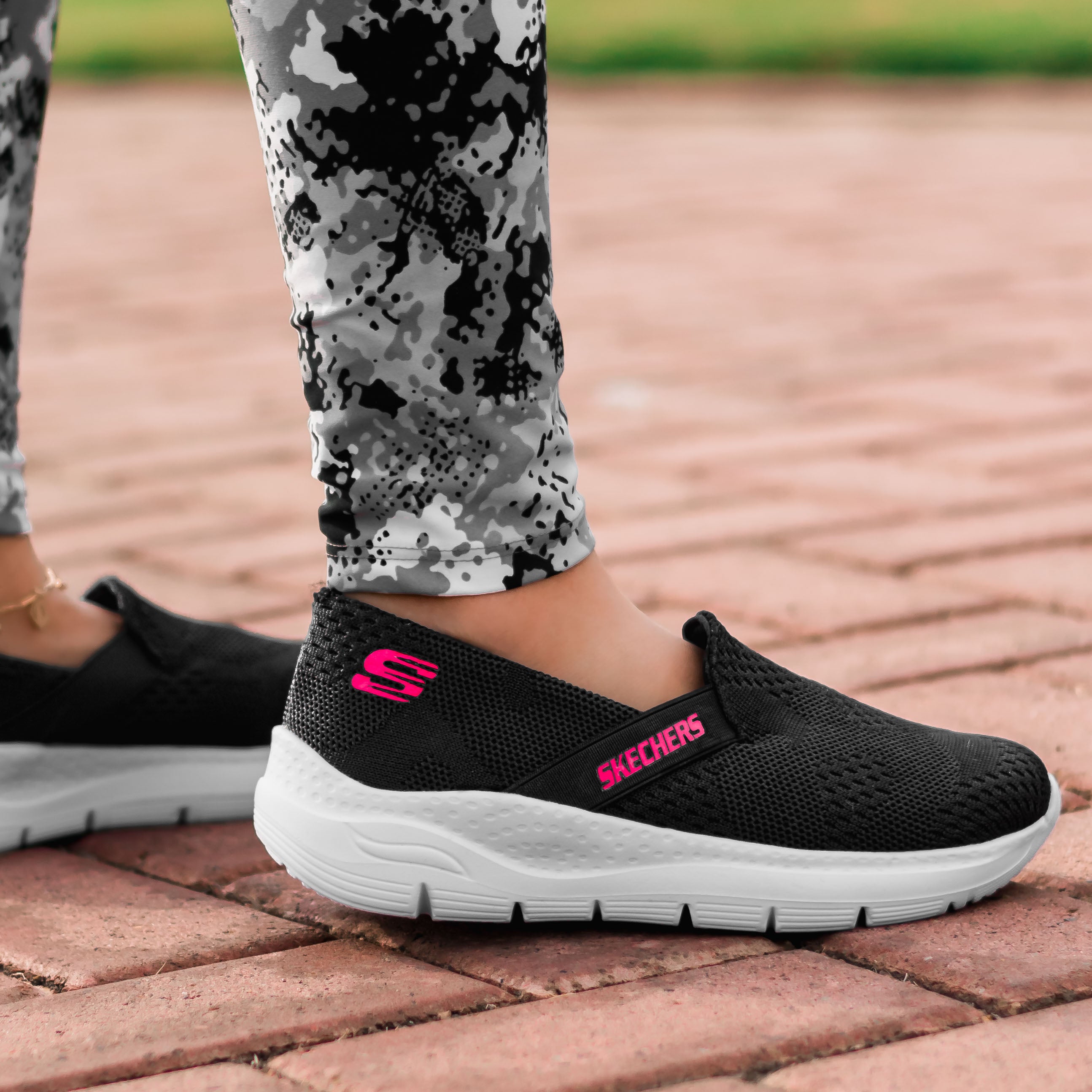 SKECHERS MAFALDAS DAMA CONFORT